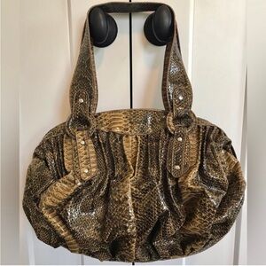 SR Squared by Sondra Roberts, ShoulderBag